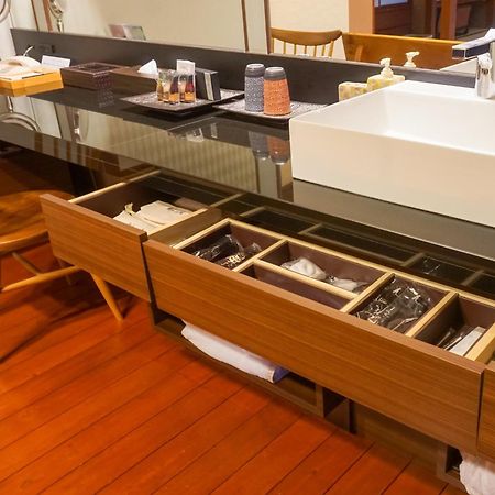 Akan Tsuruga Besso Hinanoza Akankohan Kamer foto