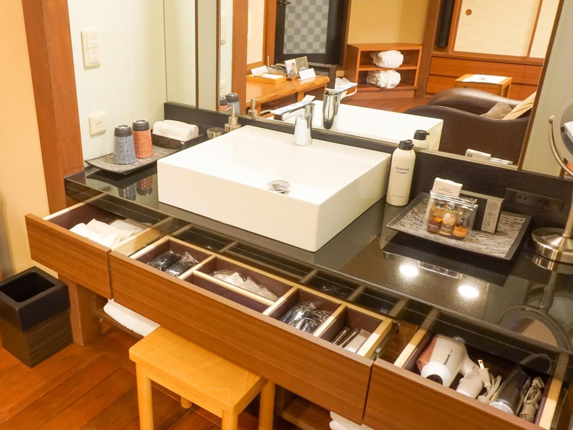 Akan Tsuruga Besso Hinanoza Akankohan Kamer foto