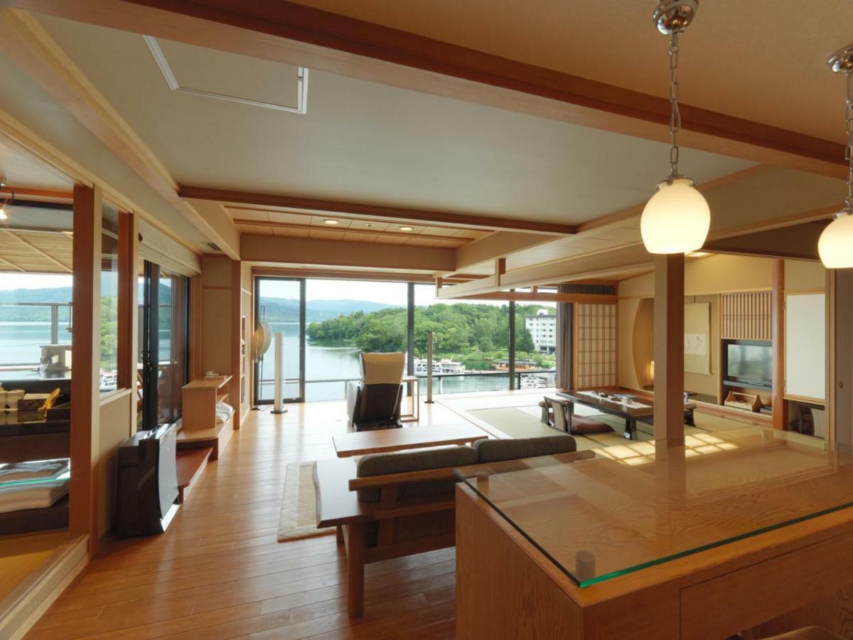 Akan Tsuruga Besso Hinanoza Akankohan Buitenkant foto